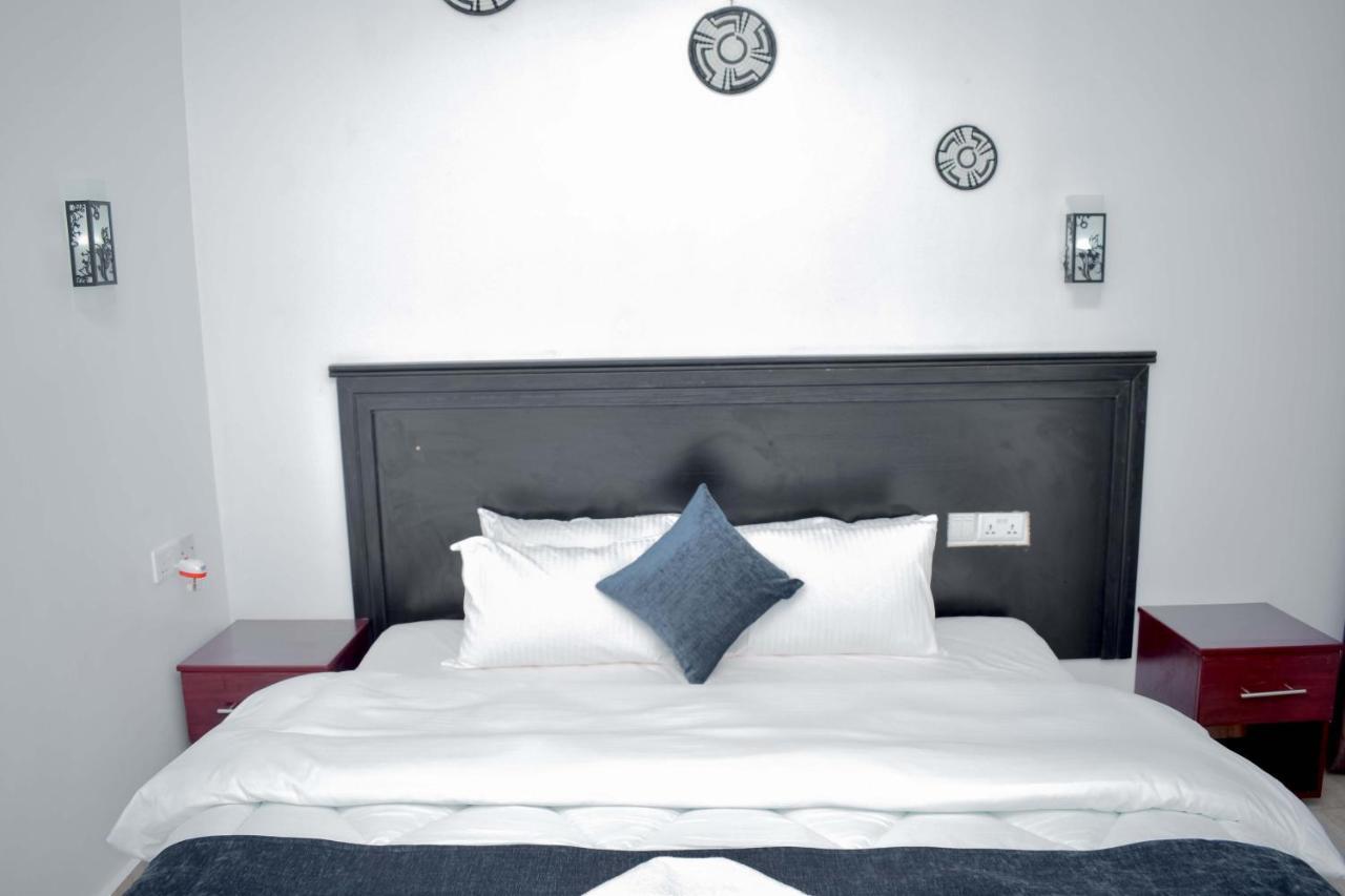 Inzozi Africa House B&B-Gishushu Кигали Экстерьер фото